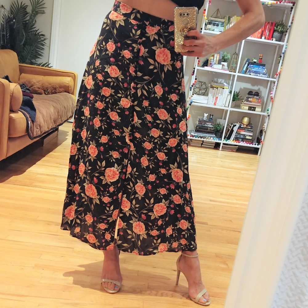 Zara Floral Print Maxi Skirt Lined w/ Buttons